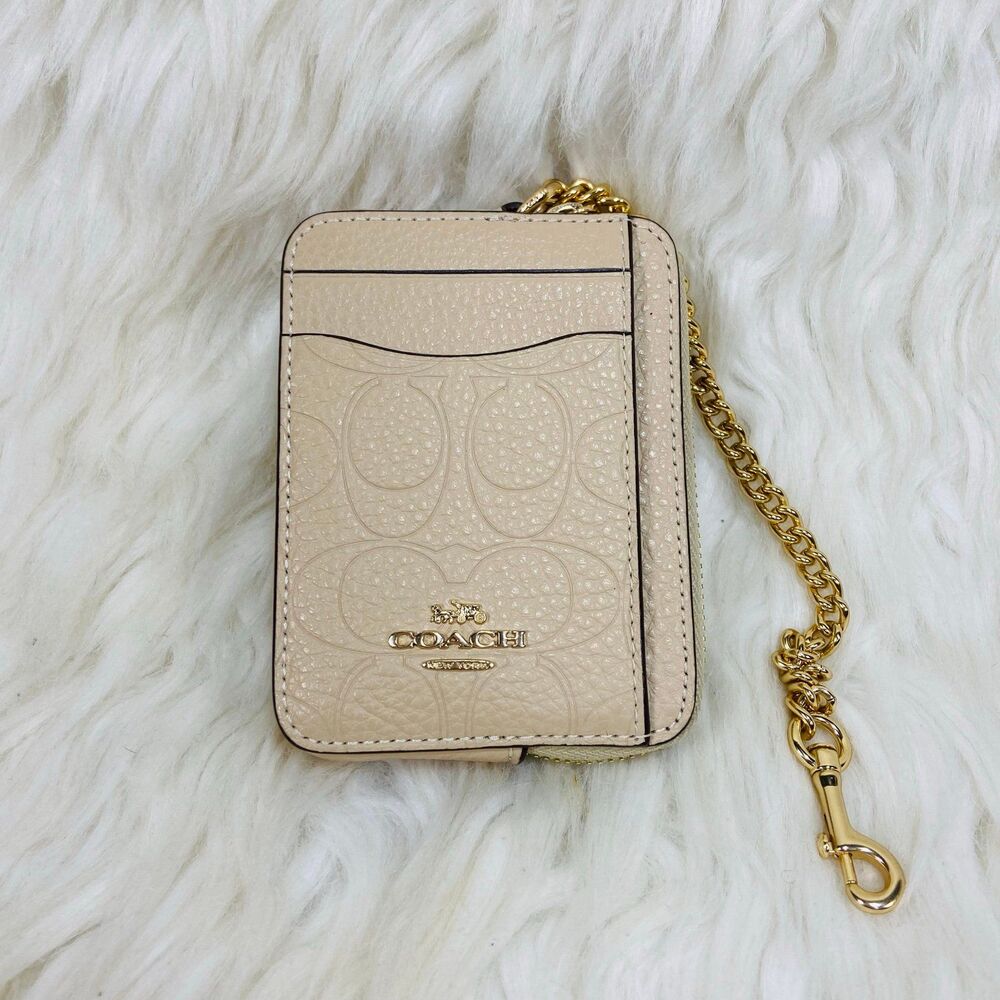Coach Zip Card Case in Signature Leather